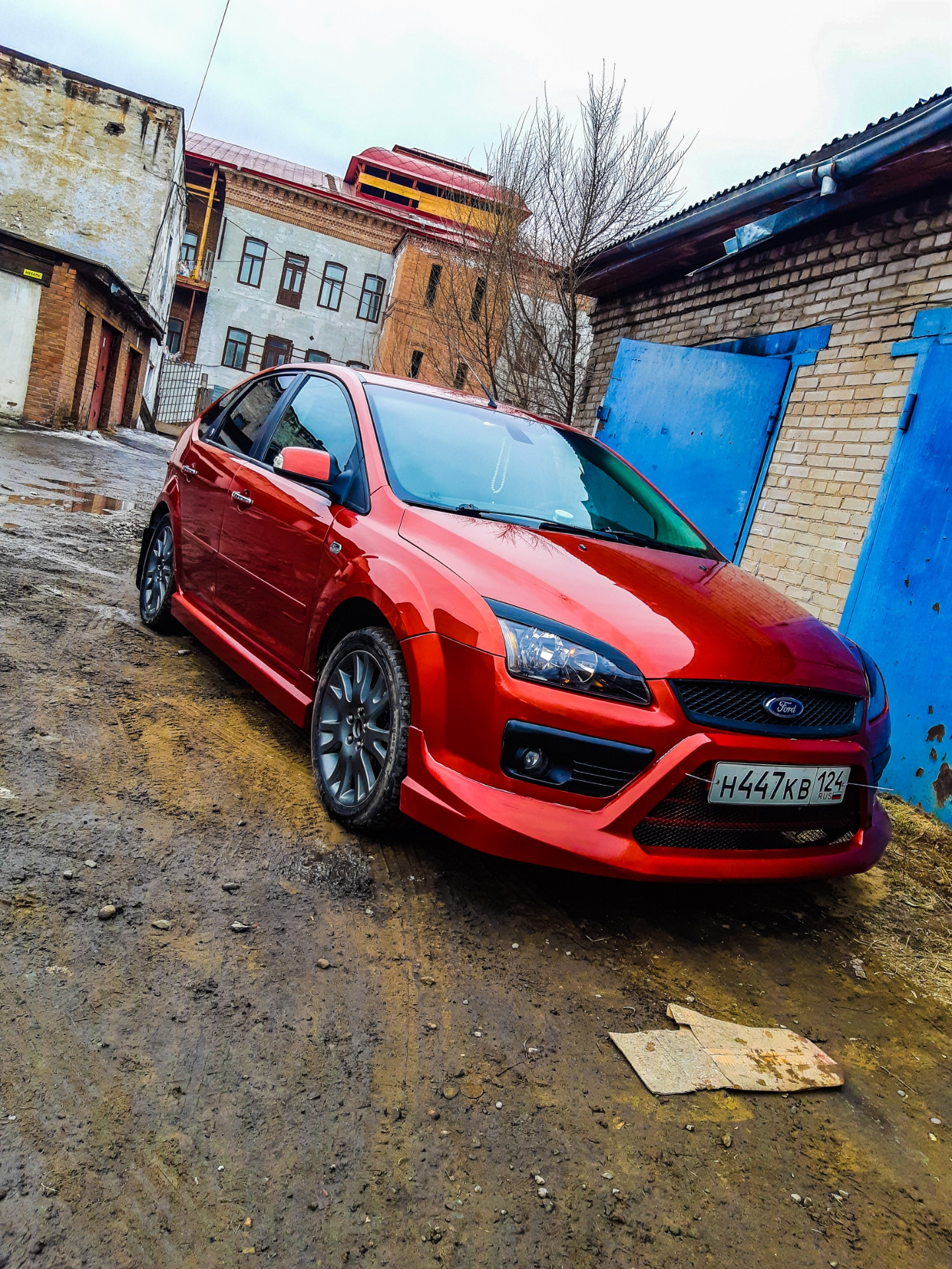 Фокус 2 тюнинг. Ford Focus 2 хэтчбек обвес. Ford Focus 2 хэтчбек. Обвес на Форд фокус 2 хэтчбек. Обвес на Форд фокус 2 седан.