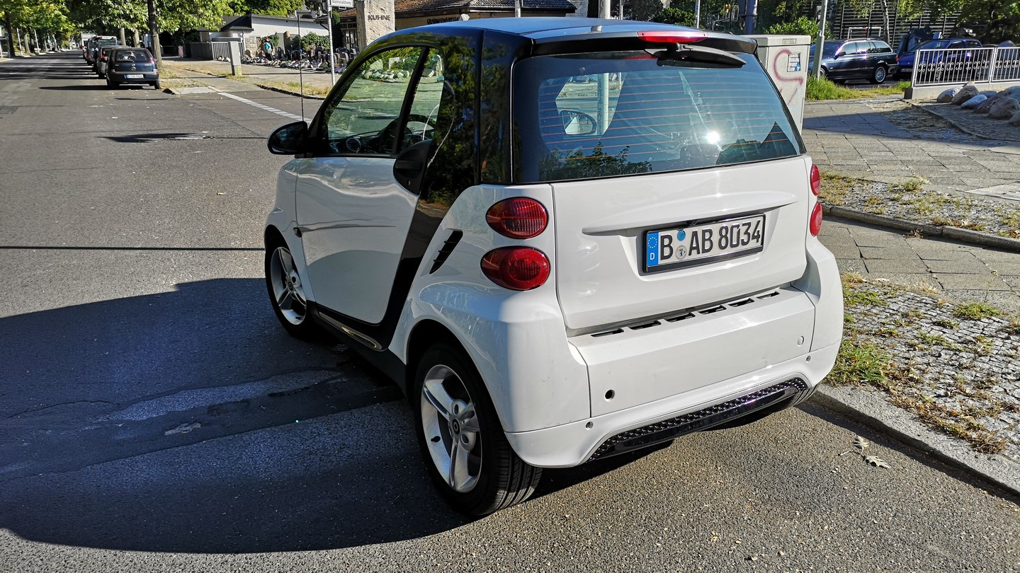 Smart fortwo (2G) 1.0 бензиновый 2012 | Белый Stadtflitzer на DRIVE2