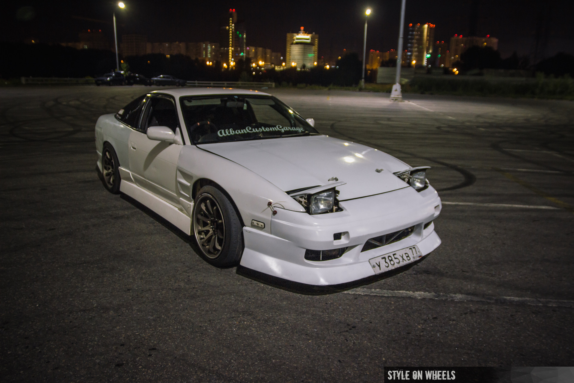 Nissan 180sx с открытыми фарами