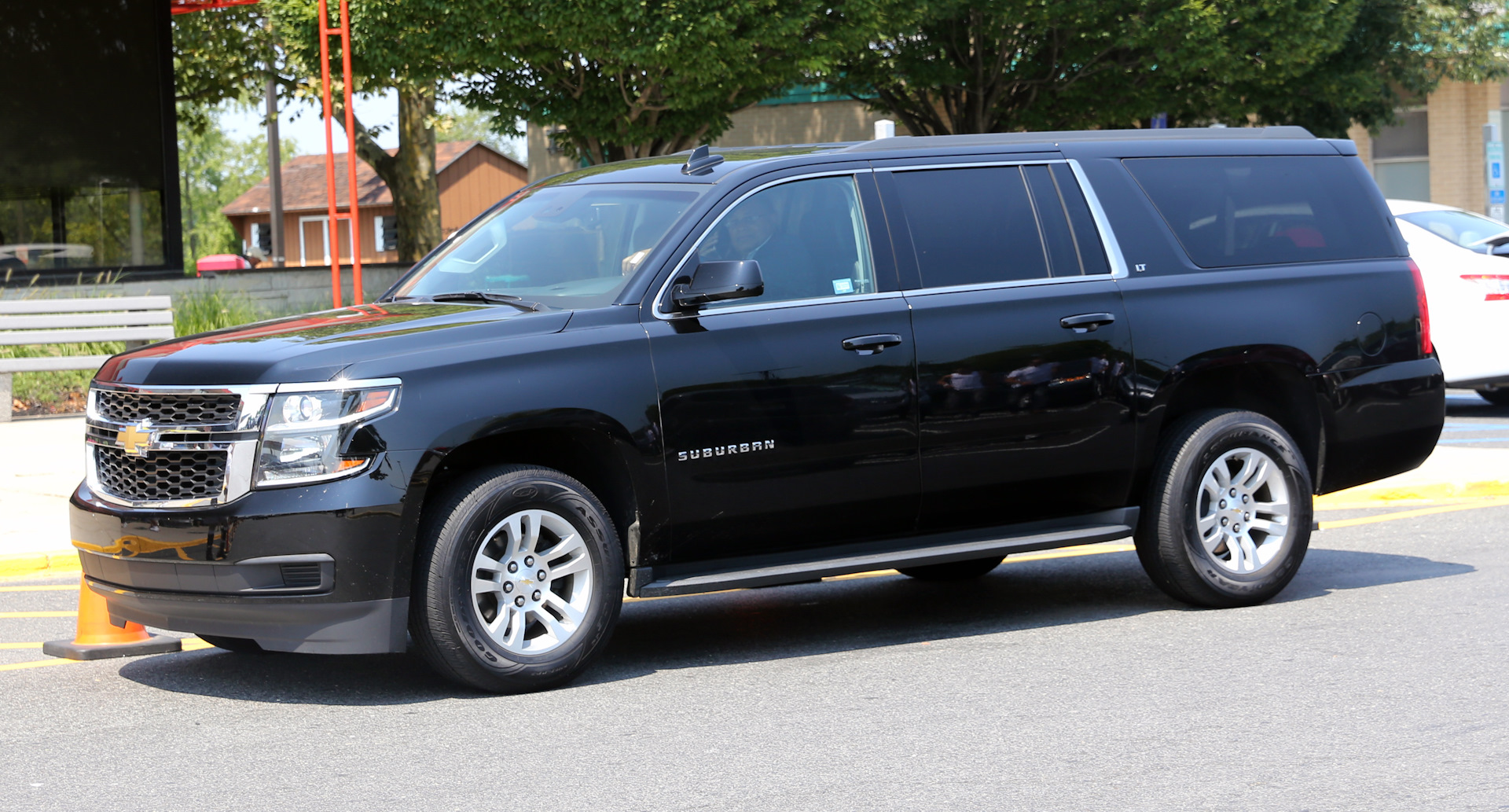 chevrolet suburban 2015