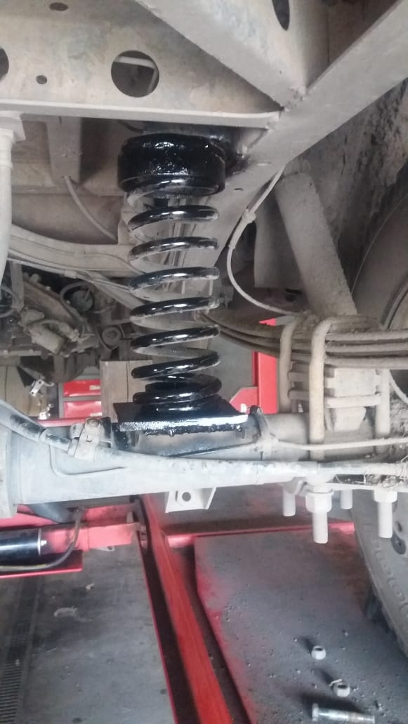 Замена шаровых опор и втулок переднего стабилизатора — KIA Ceed (1G), 1 ...