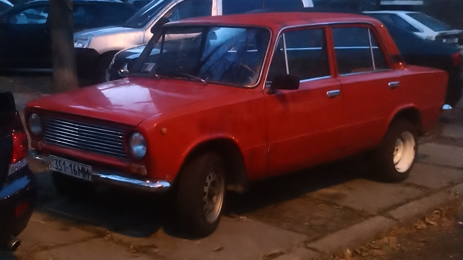 Lada 21011 1.3 бензиновый 1976 | 