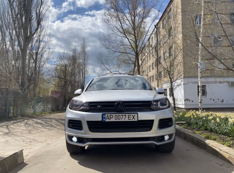 Почему рестайлинговый volkswagen touareg н ф стоит дороже дорестайлинга