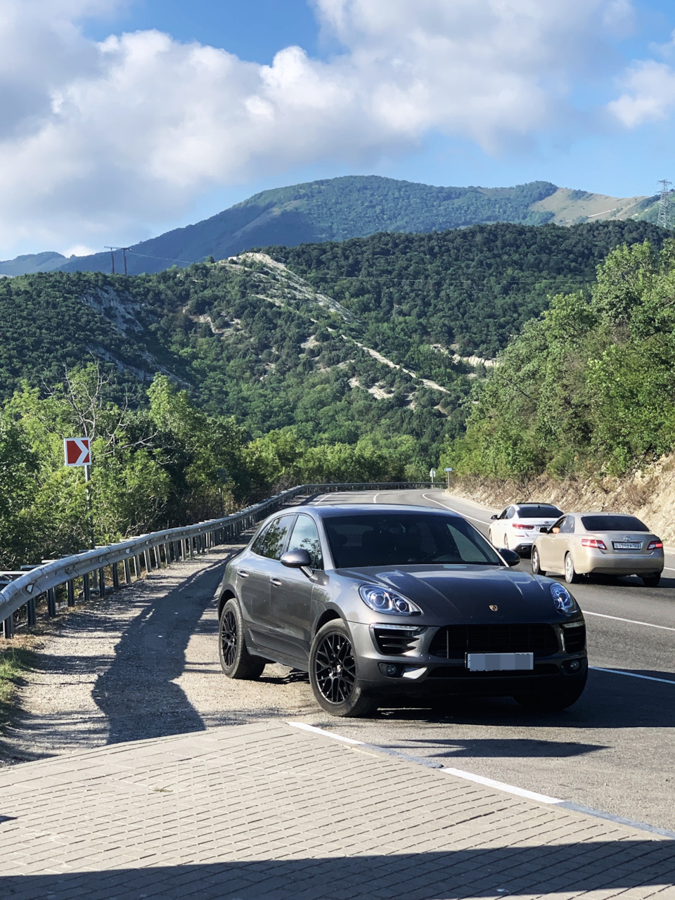 Первая поездка на дальняк — Porsche Macan, 3 л, 2016 года | покатушки |  DRIVE2