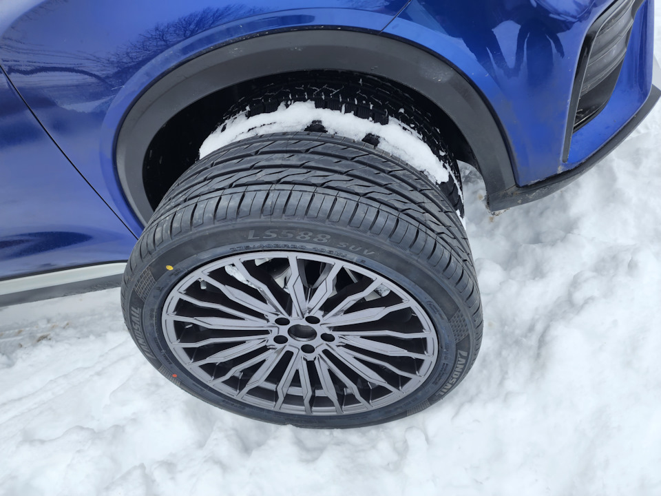 Фото в бортжурнале Geely Tugella