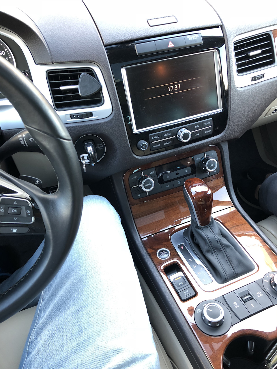 Фото в бортжурнале Volkswagen Touareg (2G)