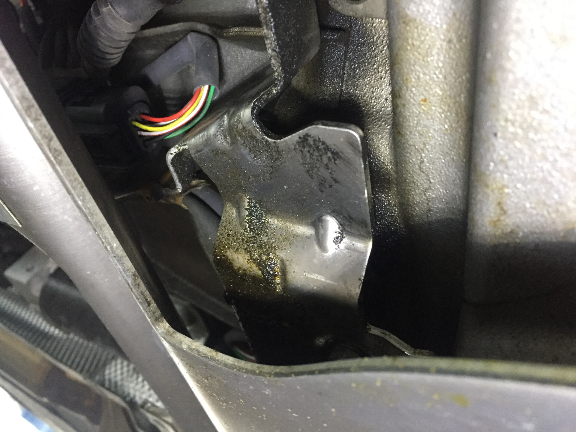 Замена тормозных барабанов и тросов — Lada Приора универсал, 1,6 л ...