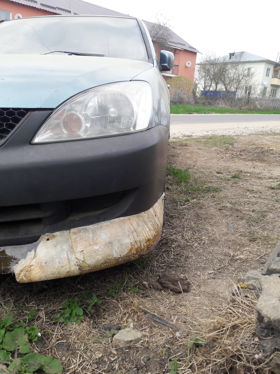 Пока губа выглядит примерно так — Mitsubishi Lancer IX