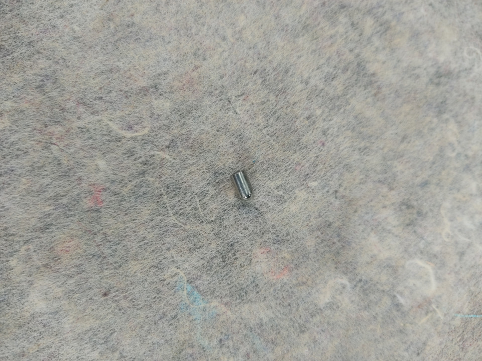 Не открывается крышка багажника. Кнопка багажника. — Volkswagen Passat ...