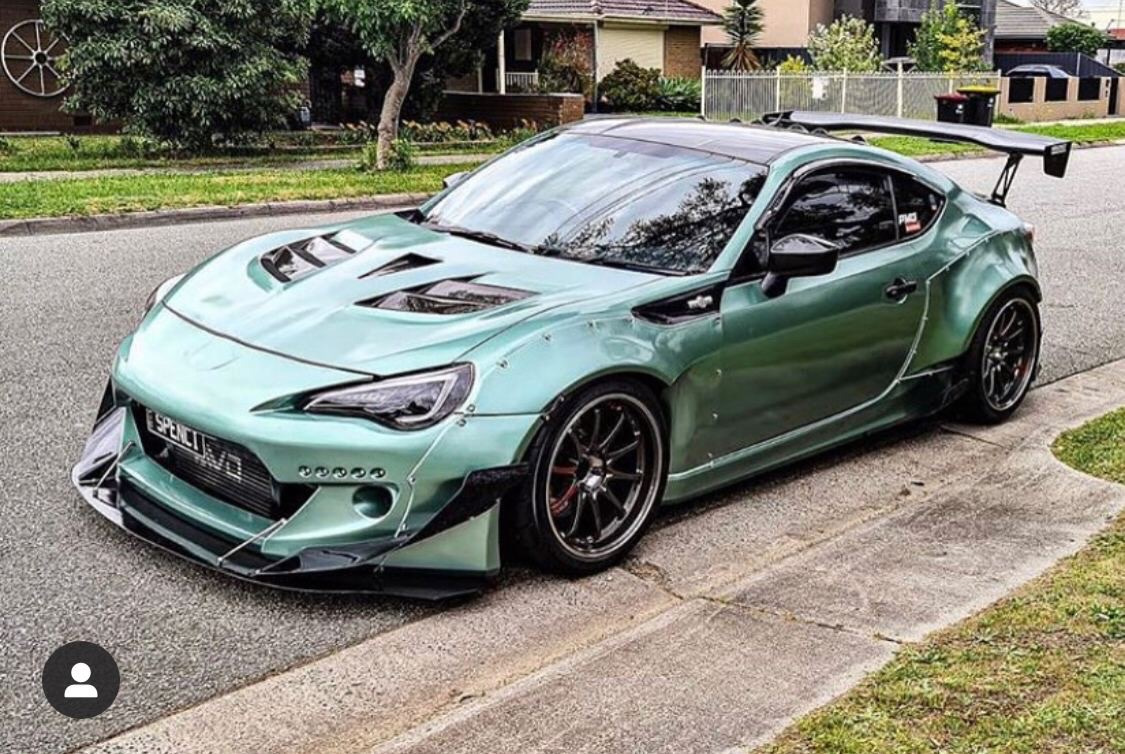 Тойота Супра gt 86