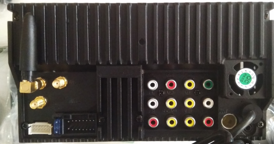 вид сзади — Toyota Funcargo