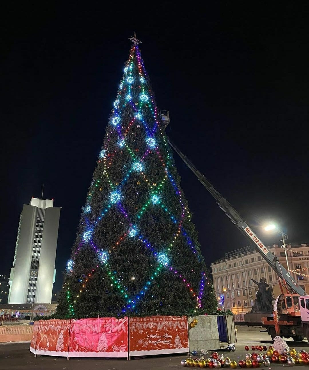 новогодняя площадь во владивостоке