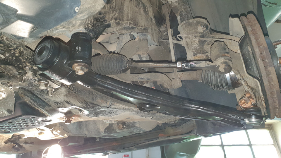 Передние рычаги с буквой G. — Mazda CX-5 (1G), 2,5 л, 2014 года ...
