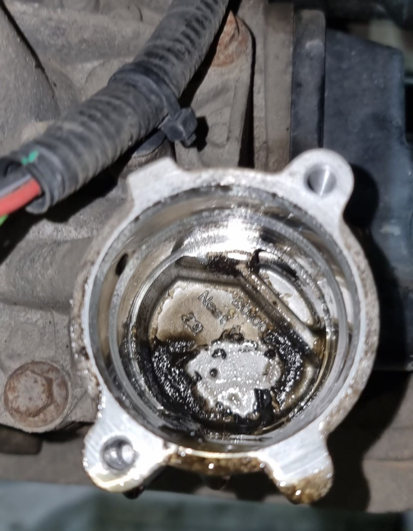 Замена масла в муфте Халдекс — Land Rover Discovery Sport (1G), 2 л ...