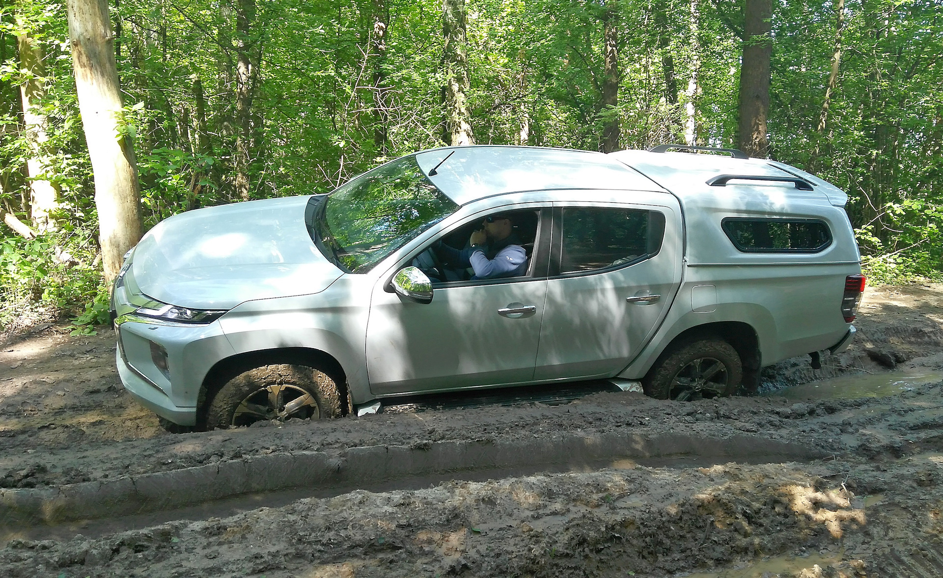 Новый Mitsubishi L200 на бездорожье. Танцы с яйцами. — «Тест-драйвы» на  DRIVE2