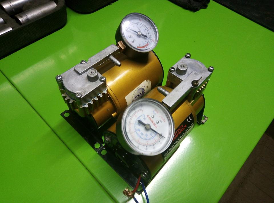 Ворсовые ковры. Куда без них. — Volkswagen Multivan (T4), 2,4 л., 1993 ...