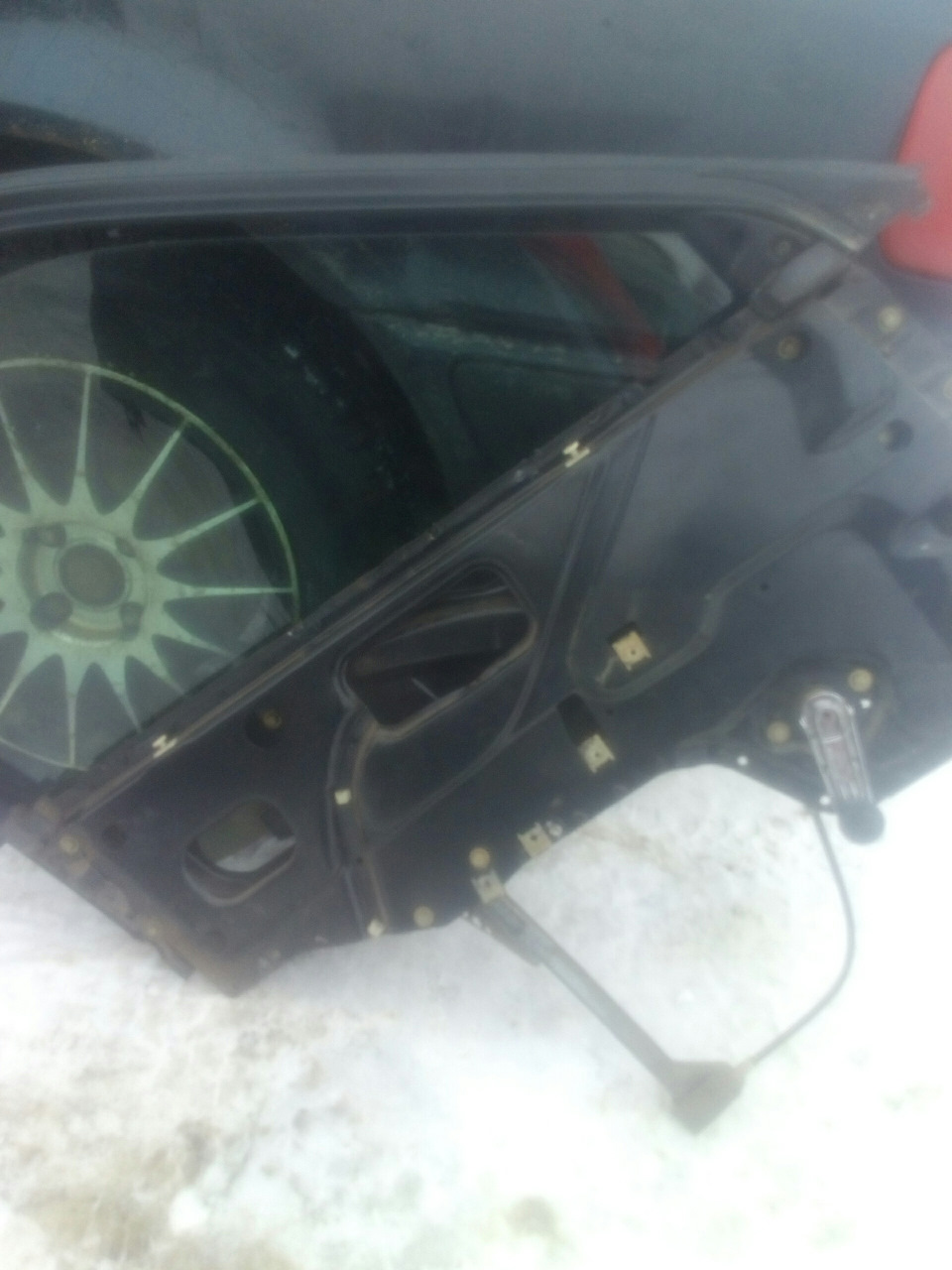 Ремонт личинки водительской двери, замена эл.моторчиков сигналки ...