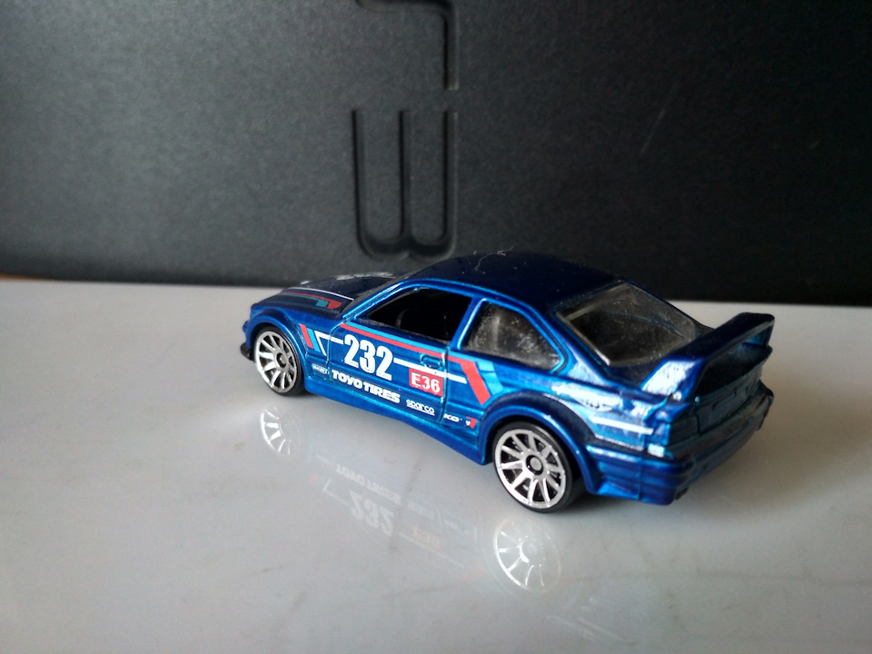 bmw e34 hot wheels