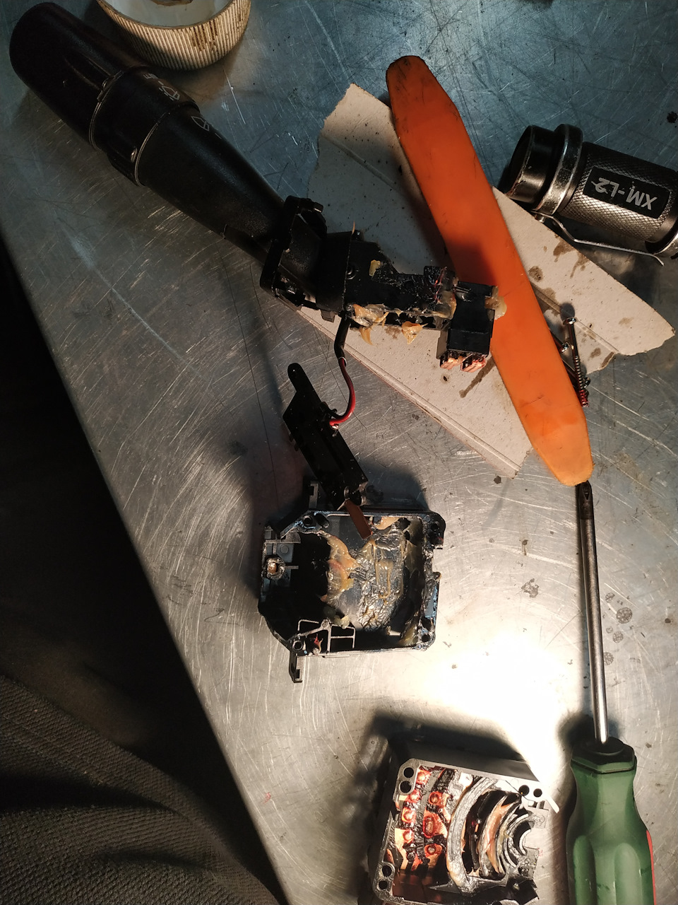 Ремонт подрулевых переключателей — Hyundai Accent (2G), 1,5 л, 2008 ...