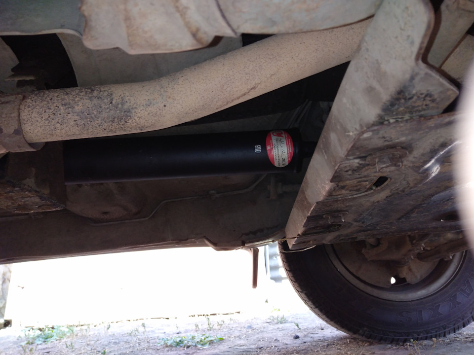 Поменял карданы — Chevrolet Niva GLX, 1,7 л, 2012 года | своими руками ...