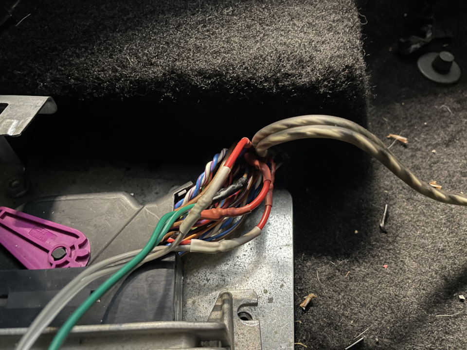 16.1 Сабвуфер не играет — Skoda Superb Mk2, 2 л, 2015 года | автозвук ...