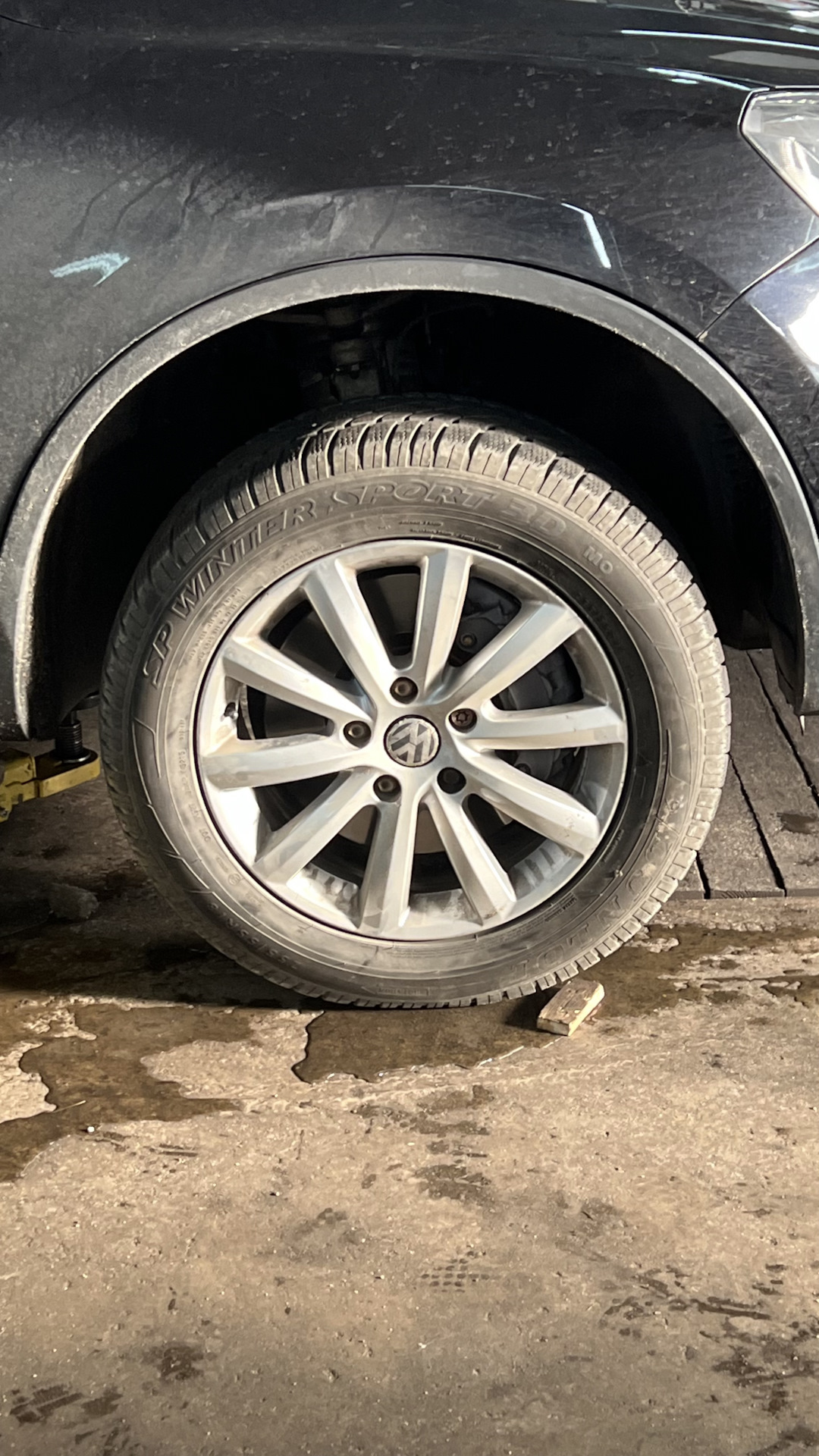 Хоть какое-то событие в жизни машинки — Volkswagen Touareg (2G), 4,2 л ...