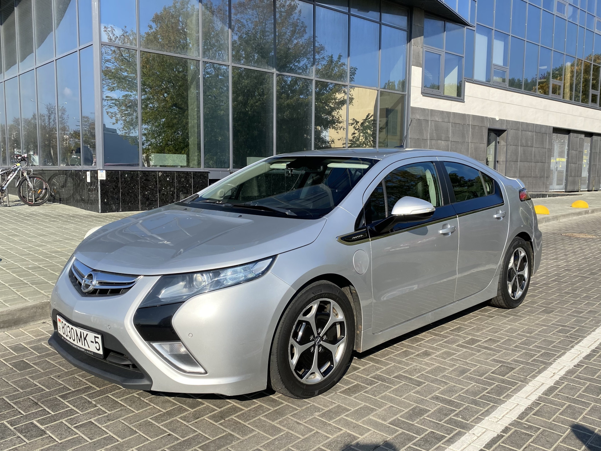 Opel Ampera С„РѕС‚Рѕ