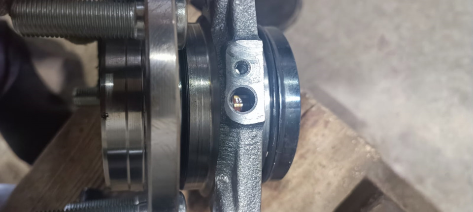 Откуда гул? Подвеска: проставки под задние пружины, замена ...