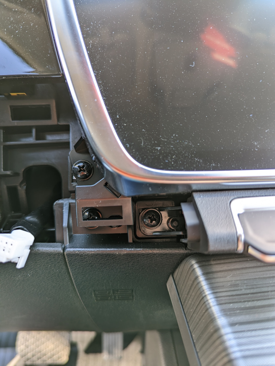 Фото в бортжурнале Geely Atlas Pro