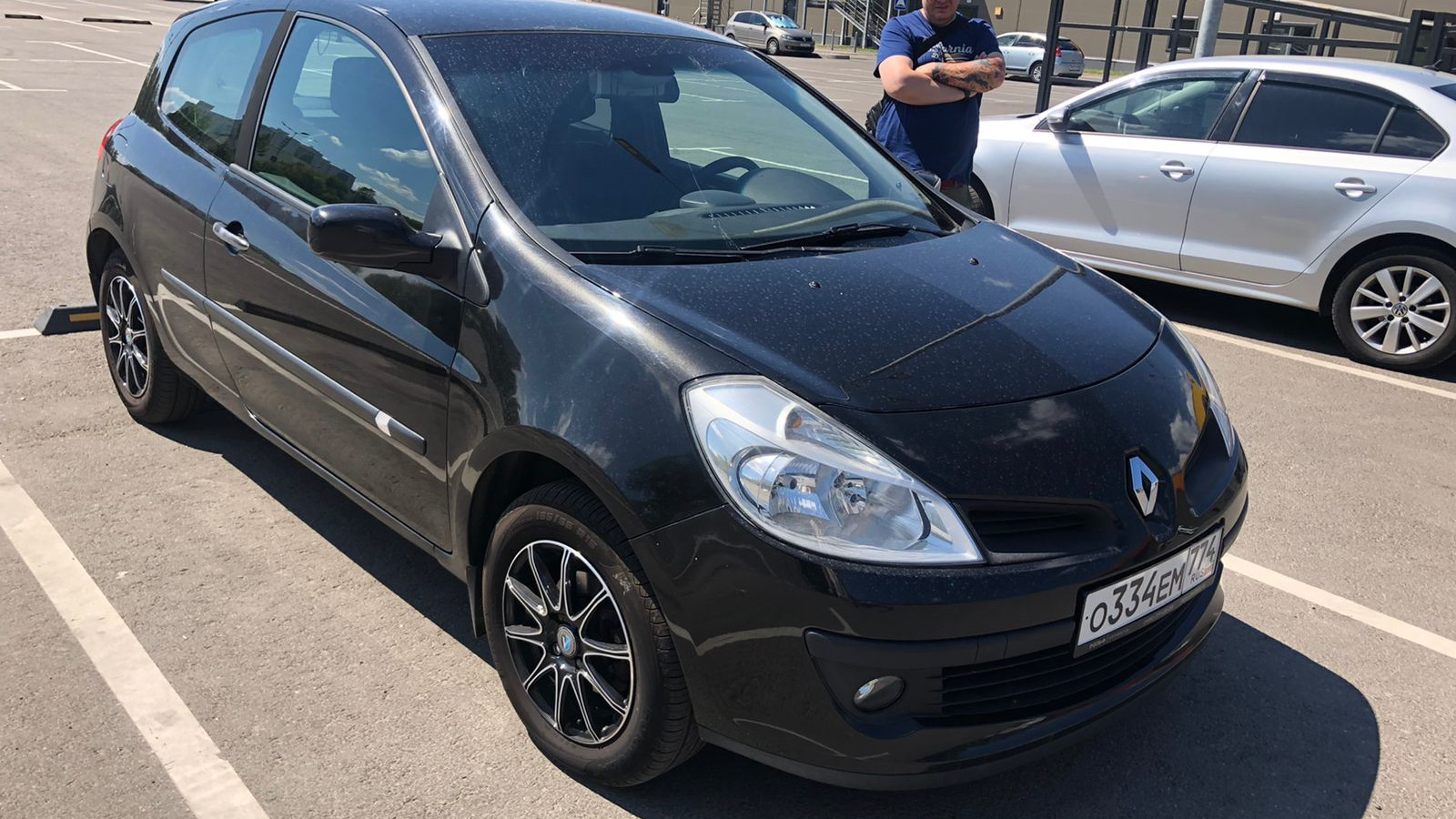 Рено 3 отзывы. Рено клио 2008. reno clio 2 2003 1,2 педаль. рено клио 2016 номер двигателя. рено клио бакарди 1 и 8.