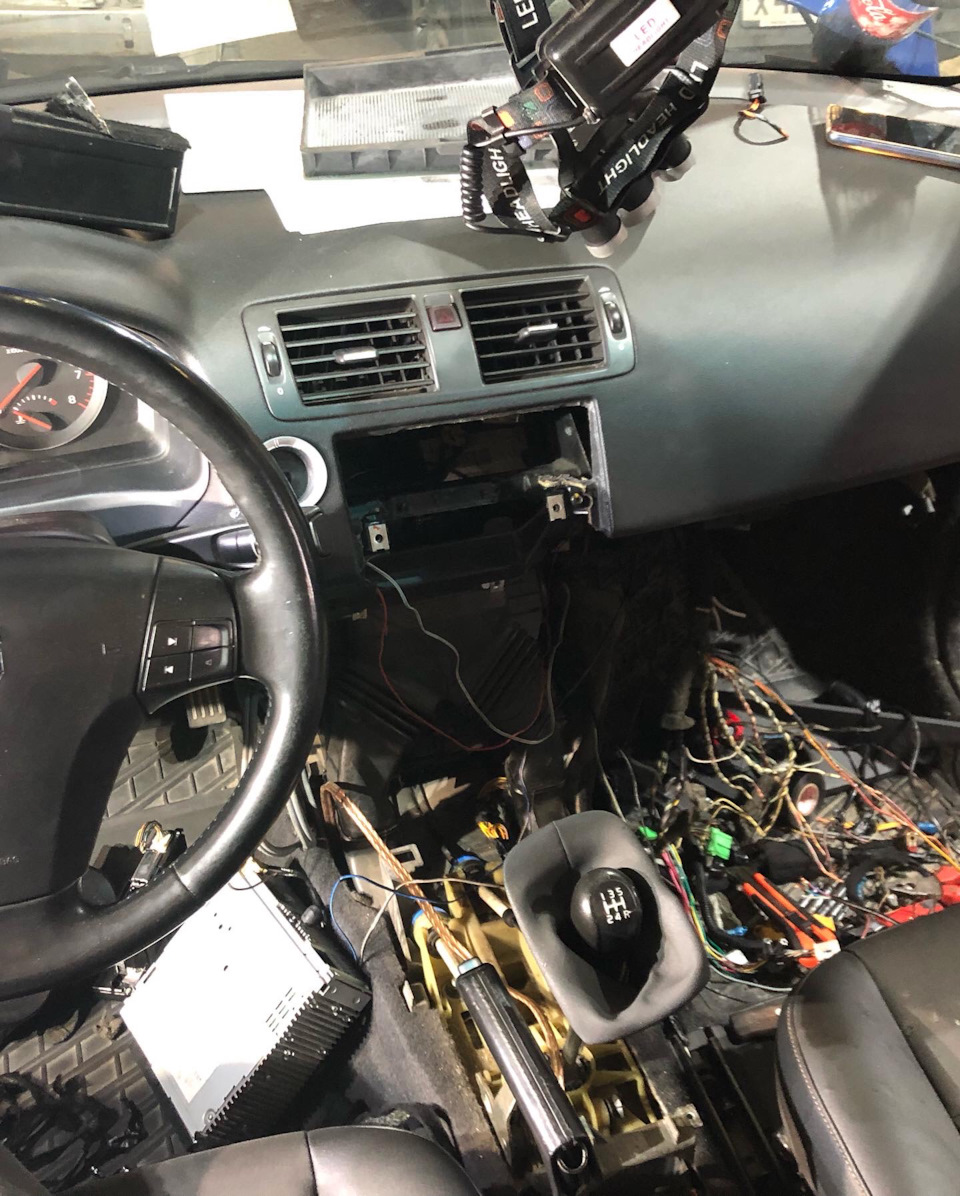 Магнитола Volvo S40 — Volvo S40 (2G), 1,6 л, 2008 года | автозвук | DRIVE2