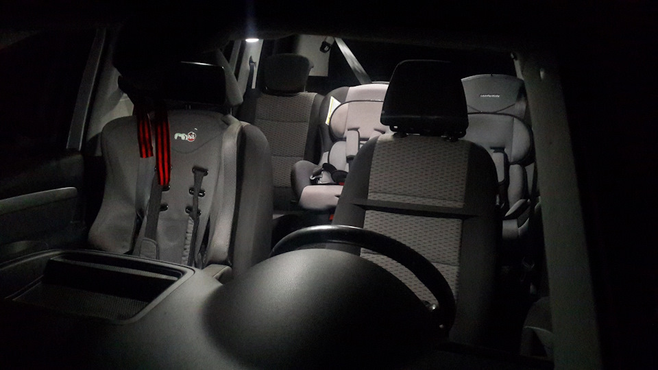 Салон — Volkswagen Sharan (2G)