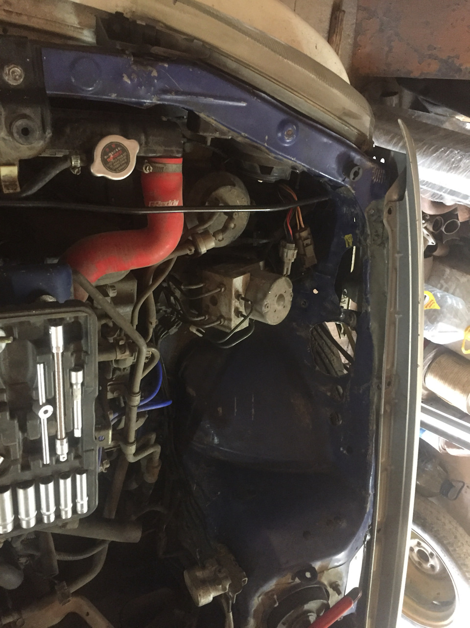 Поменял тормозные цилиндры — Ford Fiesta (Mk III), 1,3 л, 1990 года ...
