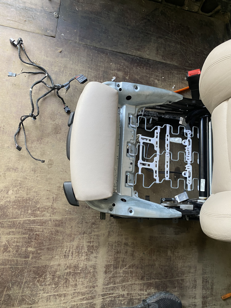 Перестановка нижней части присутствия — BMW 3 series Touring (E91), 3 л ...