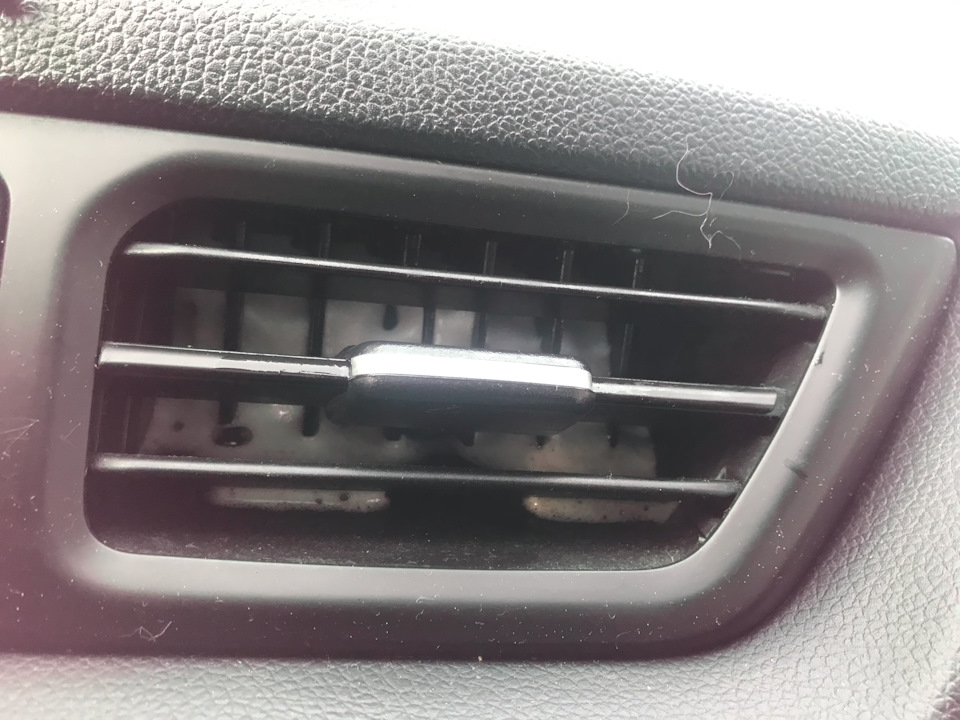 Весной пошёл запах при включении кондиционера — KIA Rio (3G), 1,6 л ...