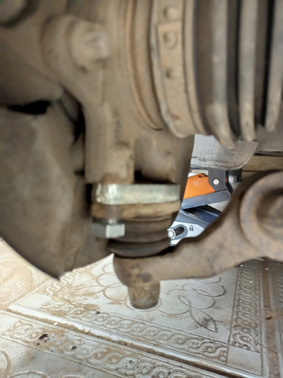Проставки под шаровые на 1 см — Lada Гранта (1G), 1,6 л, 2015 года ...