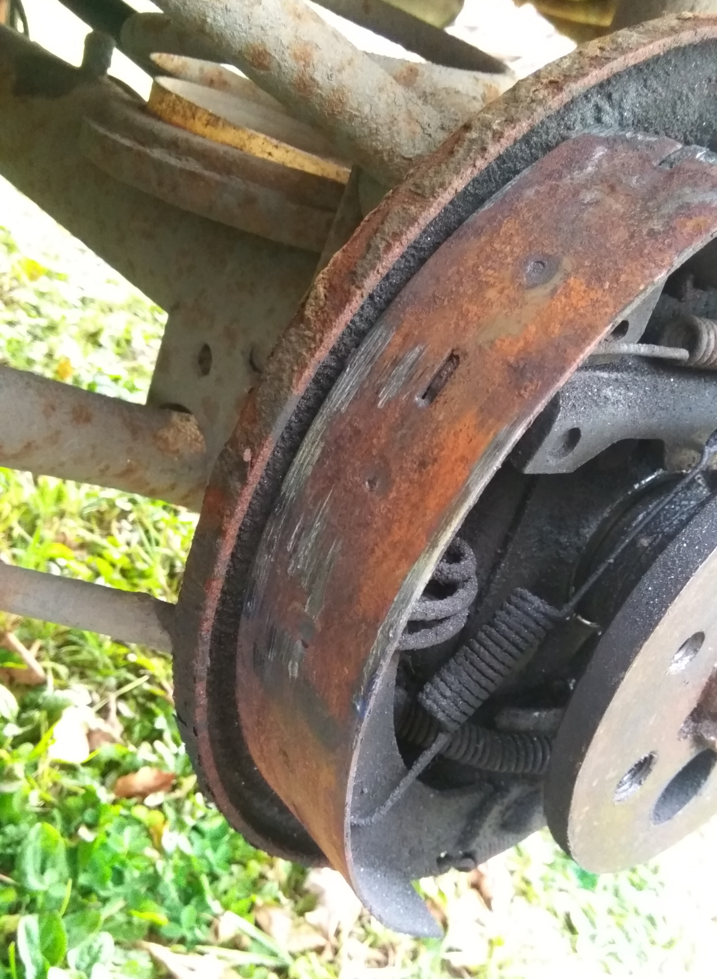 Задние колодки иж ода 2126. Тормозные колодки задние иж ода 2126. Колодки тормозные иж 2126. Тормозные колодки задние иж ода 2126. Задние колодки иж ода 2126.