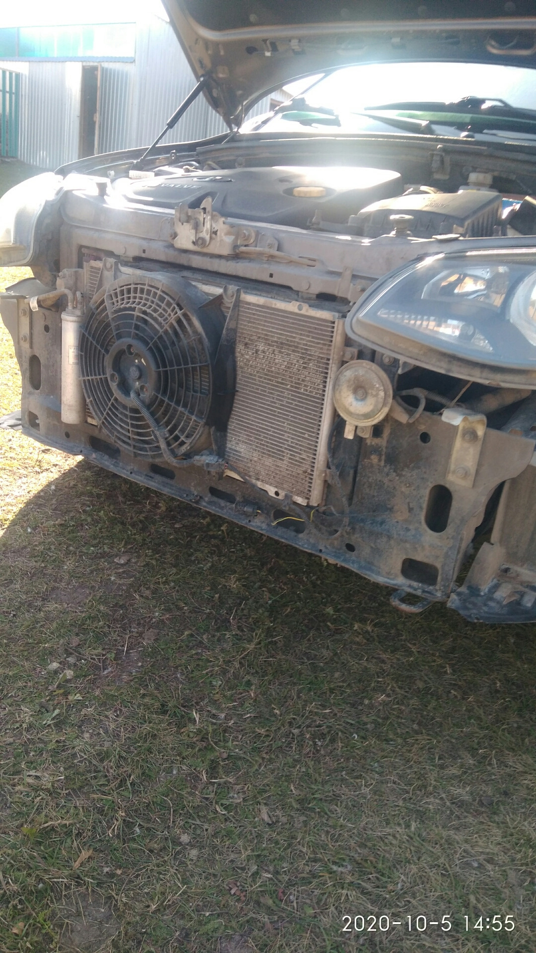 Бампер передний, и запотевание правой фары — Lada Калина Универсал (2G ...
