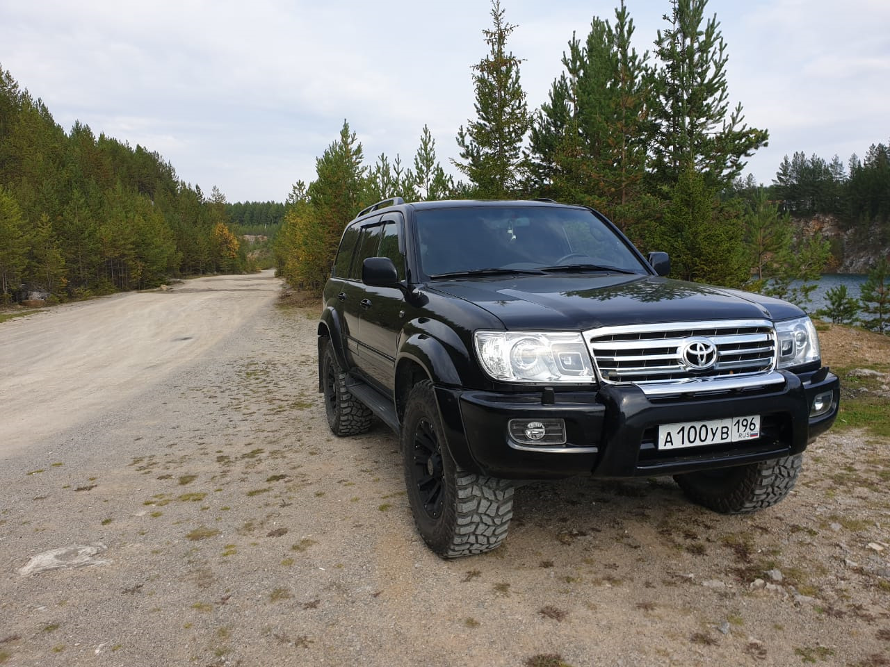 Toyota land cruiser 100 спойлер 2006. ленд крузер 100 служебки. крузак 100 драйв. Toyota land cruiser 100. американка крузак 100w8.