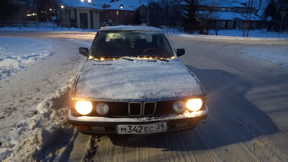 Фото в бортжурнале BMW 5 series (E28)