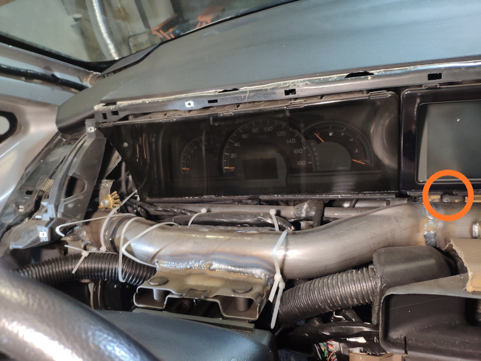 Разбираем панель приборов на Хонде Элюзион — Honda Elysion, 2,4 л, 2007 ...