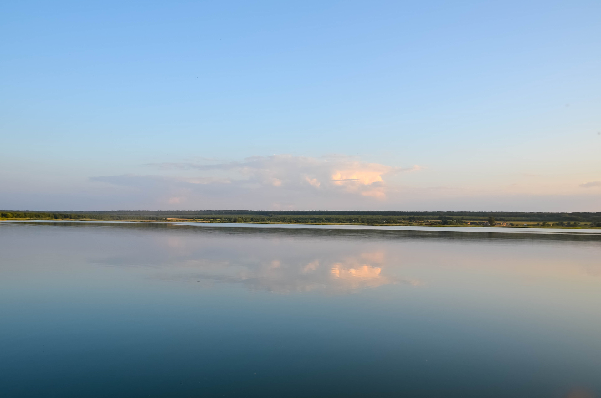 Белолебяжье озеро Ульяновская