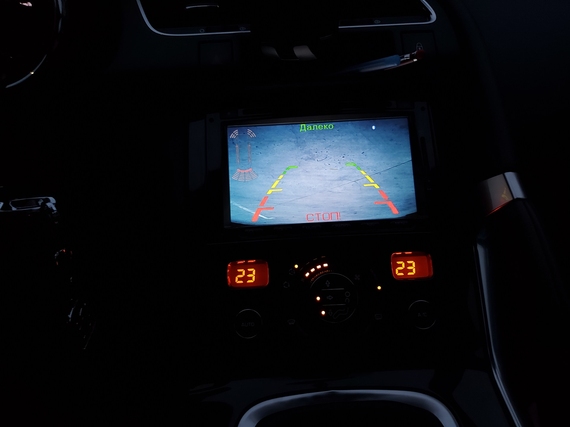 Камера заднего вида, парктроники — Peugeot 3008 (1G), 1,6 л, 2012 года ...