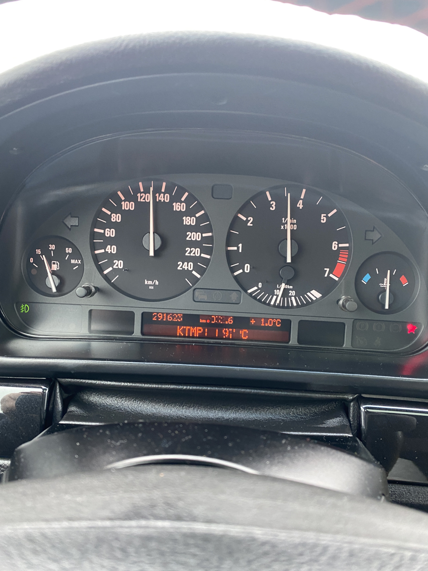 Замена помпы INA, скрежет при холодном запуске двигателя — BMW 5 series ...