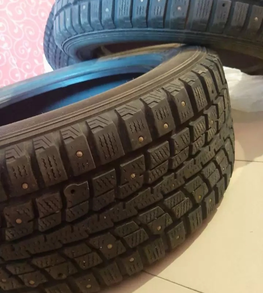 Шины зимние шипованные Dunlop 235/55 R17. Б/у | 16 000 ₽ в городе Москва |  DRIVE2