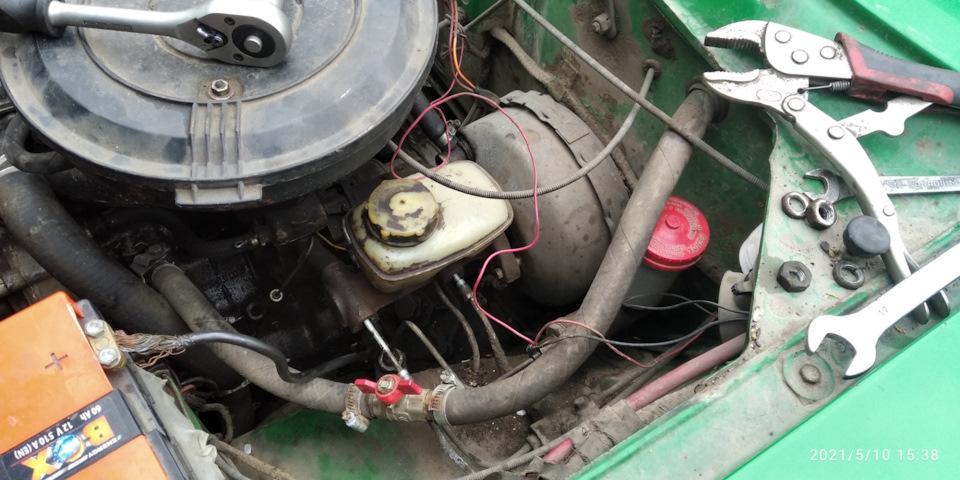 15. Старый гтц и вакуумный усилитель — Москвич 2140