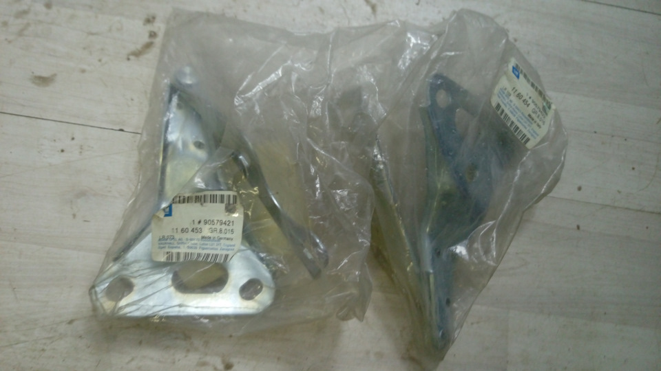 Новые петли капота опель зафира на Opel Zafira B. | 2 000 ₽ в городе ...