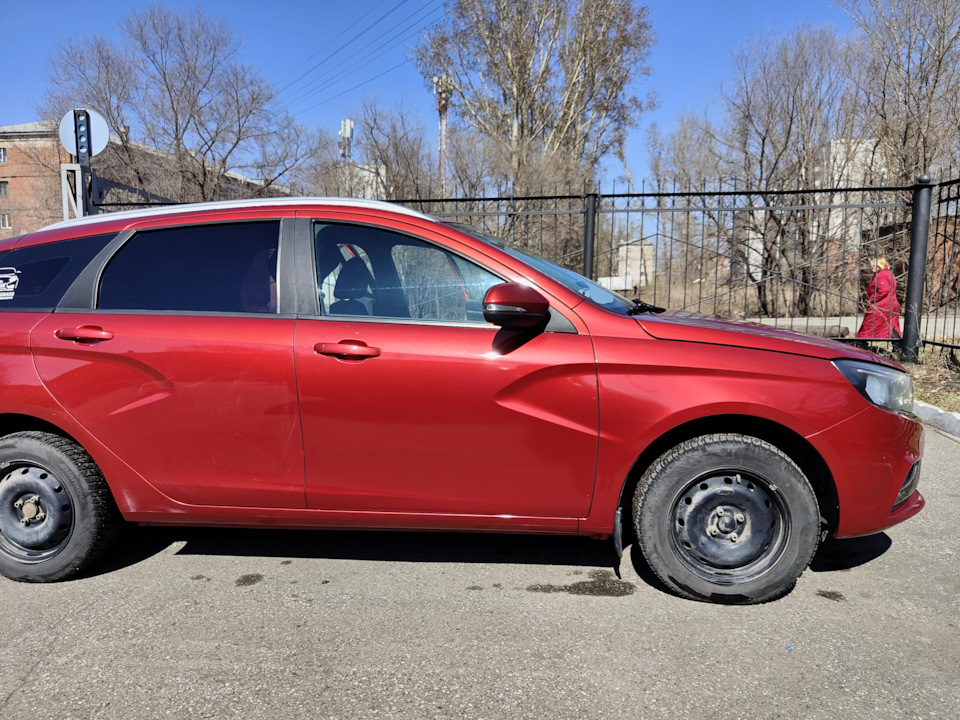 Покраска по КАСКО, правые передние дверь, крыло и порог — Lada Vesta SW ...