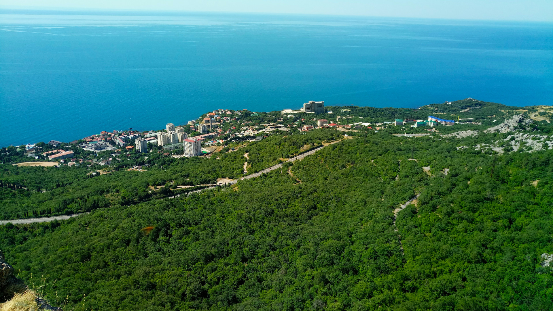 Крыму 2 года. Форос Крым Севастополь. Форос (пос. гор. Типа в Крымской обл.). Дорога Ялта Форос.