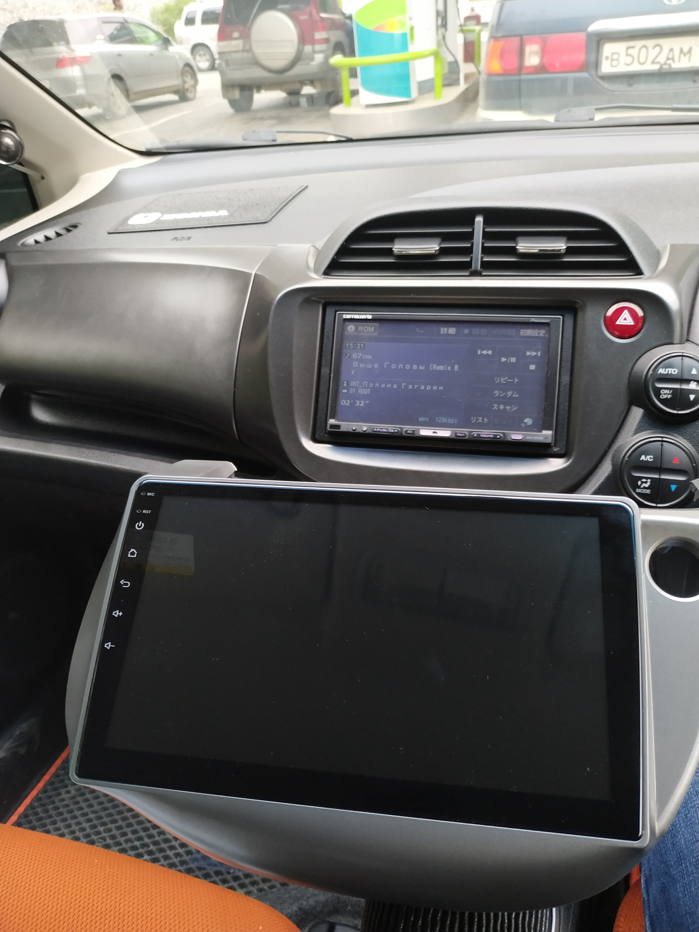 Как снять магнитолу на хонда фит шаттл #2. Магнитола - Honda Fit (2G), 1,5 л, 2011 года автозвук DRIVE2